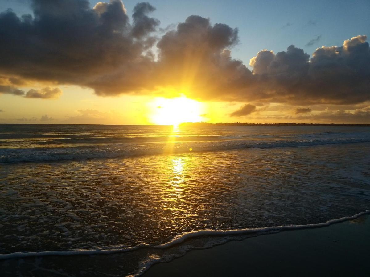 The Shores Holiday Apartments Mackay Esterno foto