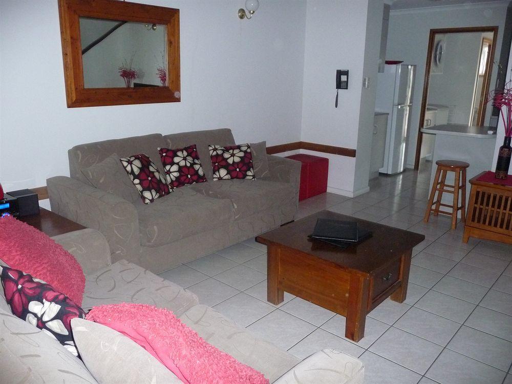 The Shores Holiday Apartments Mackay Esterno foto