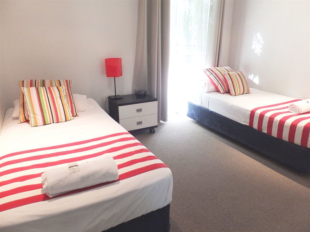 The Shores Holiday Apartments Mackay Esterno foto