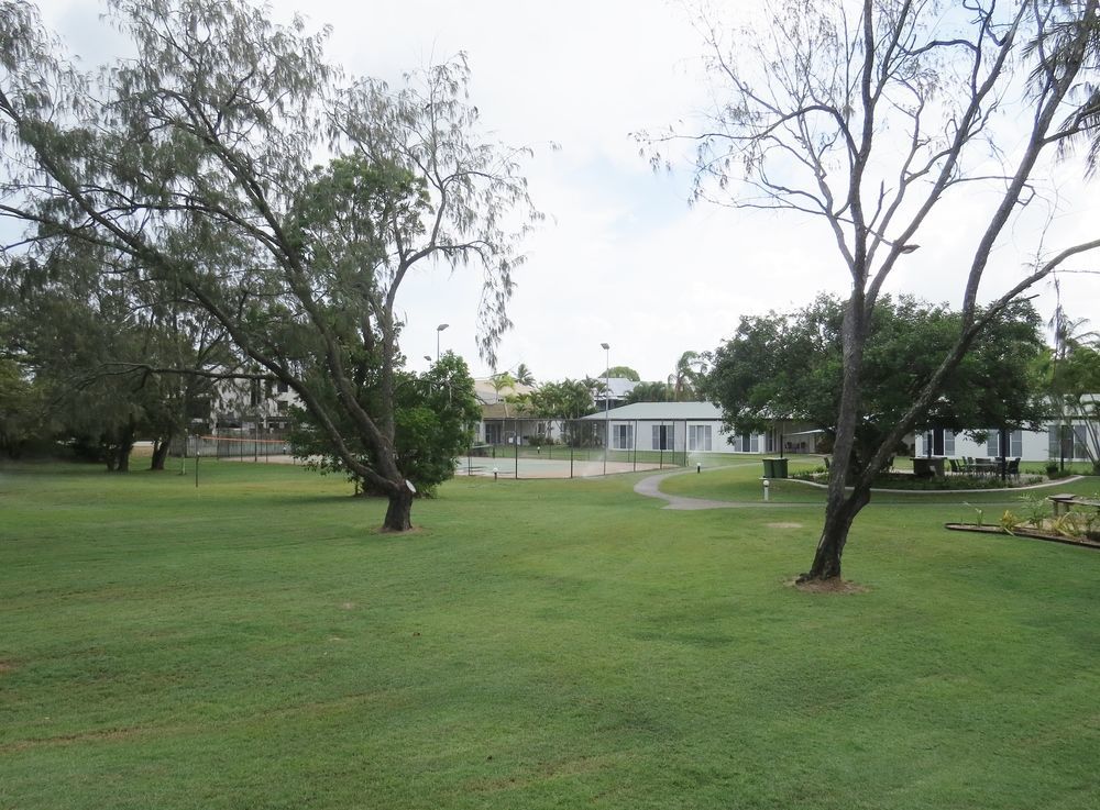 The Shores Holiday Apartments Mackay Esterno foto