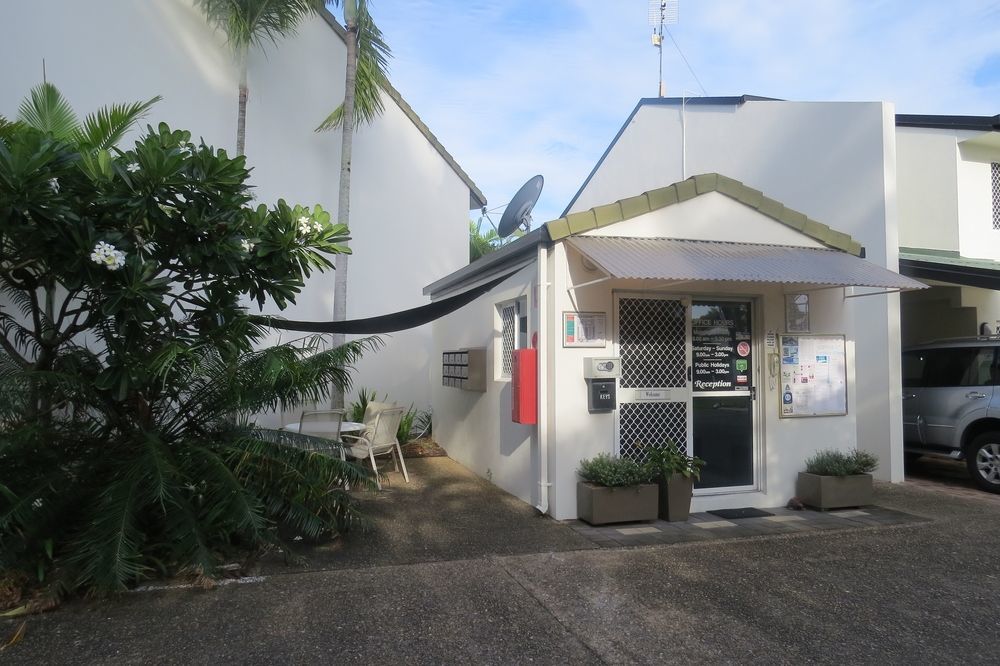 The Shores Holiday Apartments Mackay Esterno foto