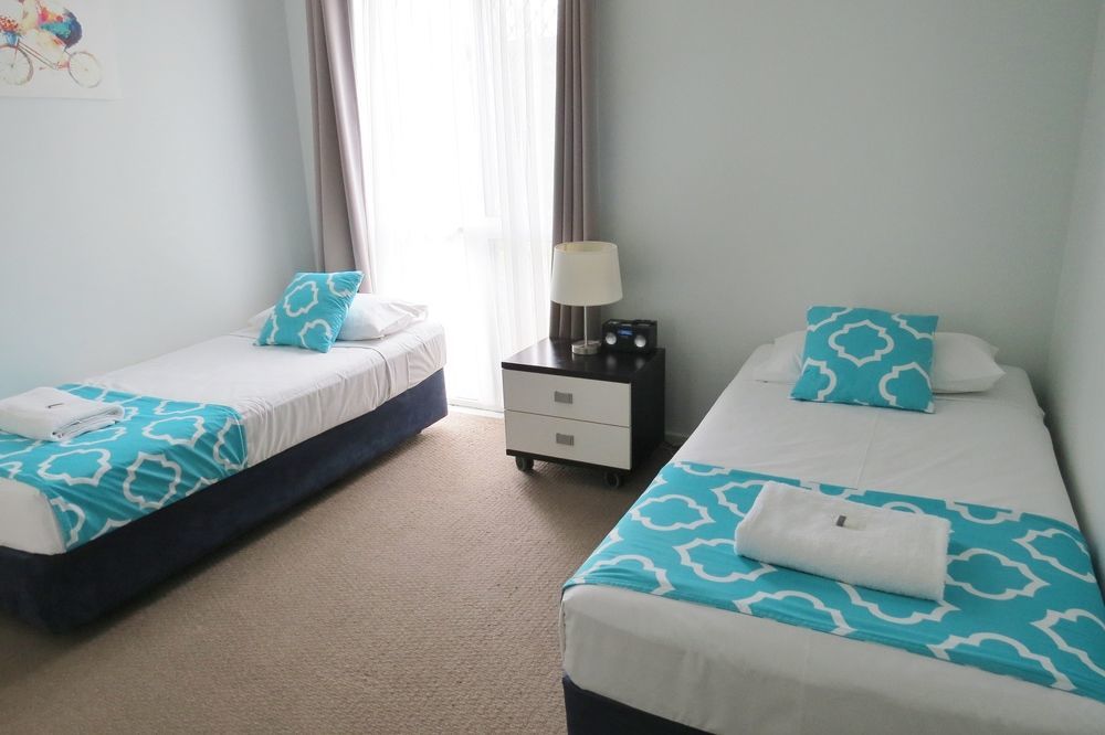 The Shores Holiday Apartments Mackay Esterno foto