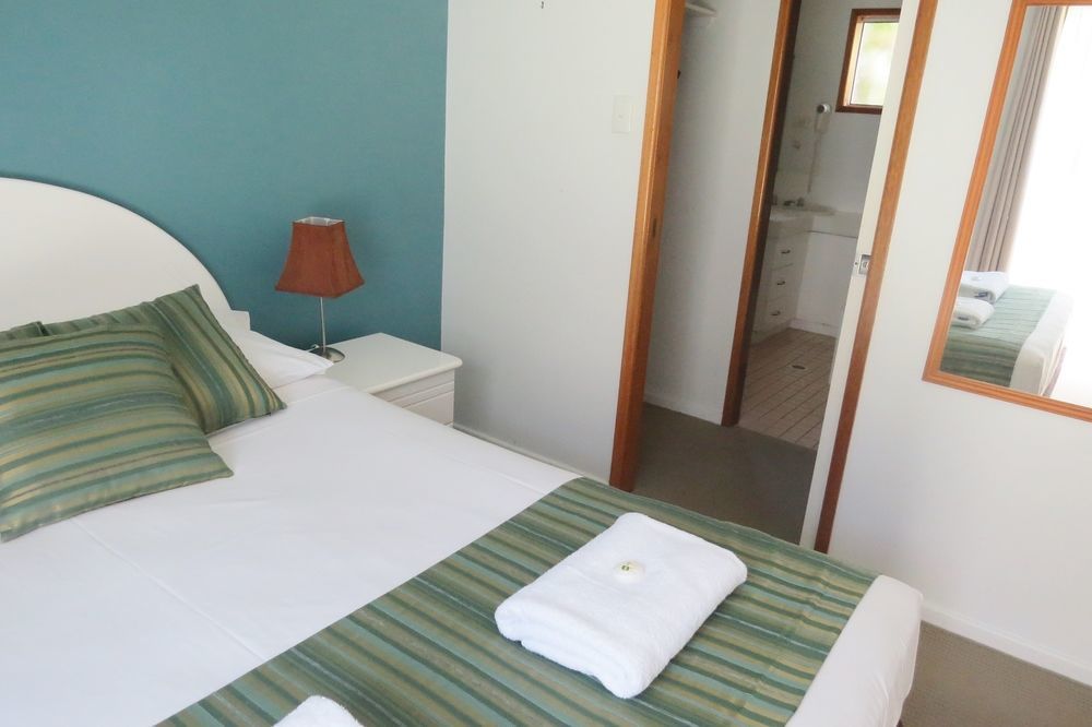 The Shores Holiday Apartments Mackay Esterno foto