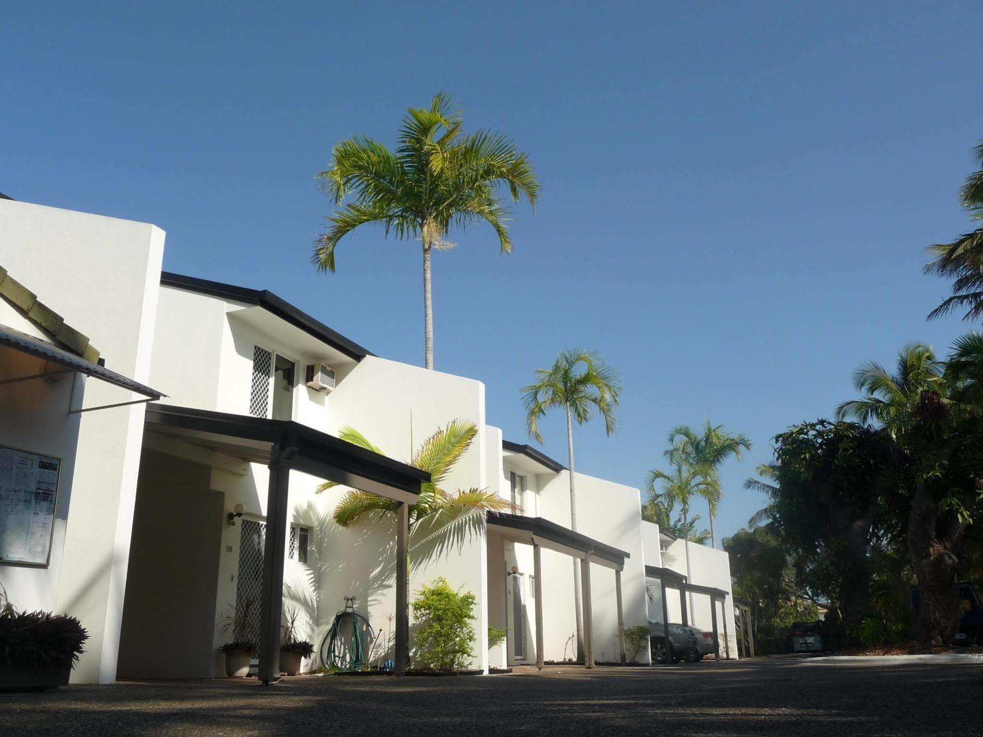 The Shores Holiday Apartments Mackay Esterno foto