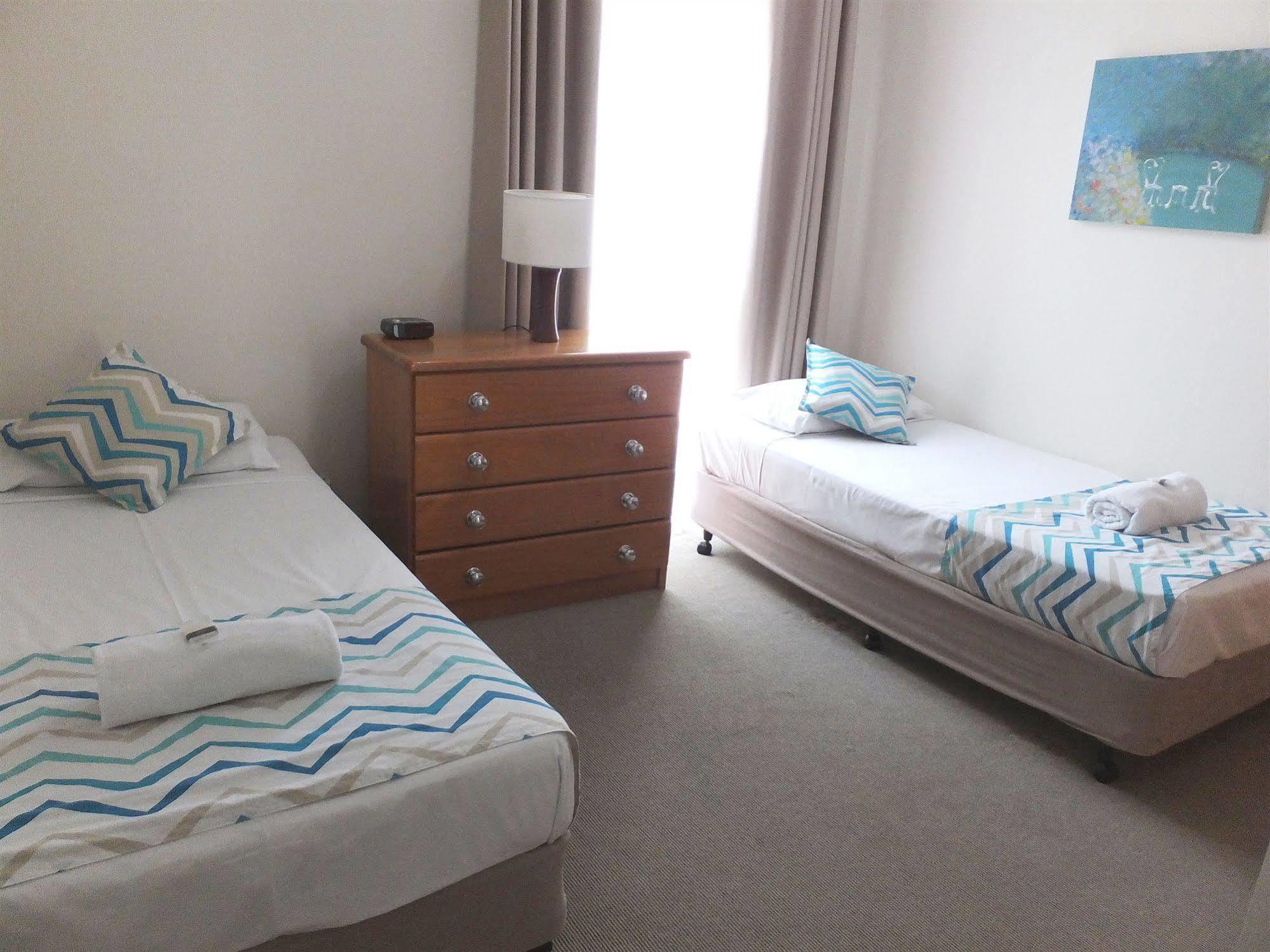The Shores Holiday Apartments Mackay Esterno foto