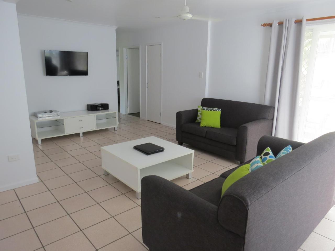The Shores Holiday Apartments Mackay Esterno foto