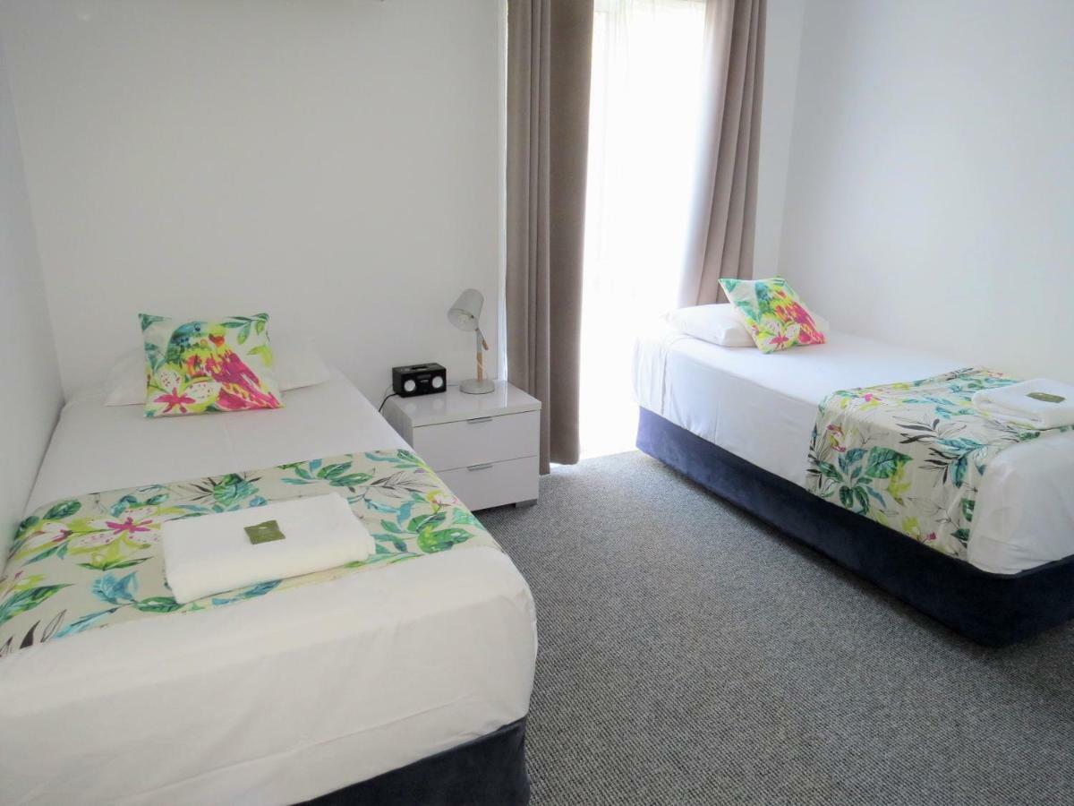 The Shores Holiday Apartments Mackay Esterno foto